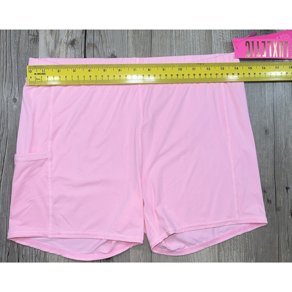 Lilly Pulitzer Luxletic Athletic Gym Shorts Womens M Biker Light Pink NWT UPF 50 - Picture 3 of 7